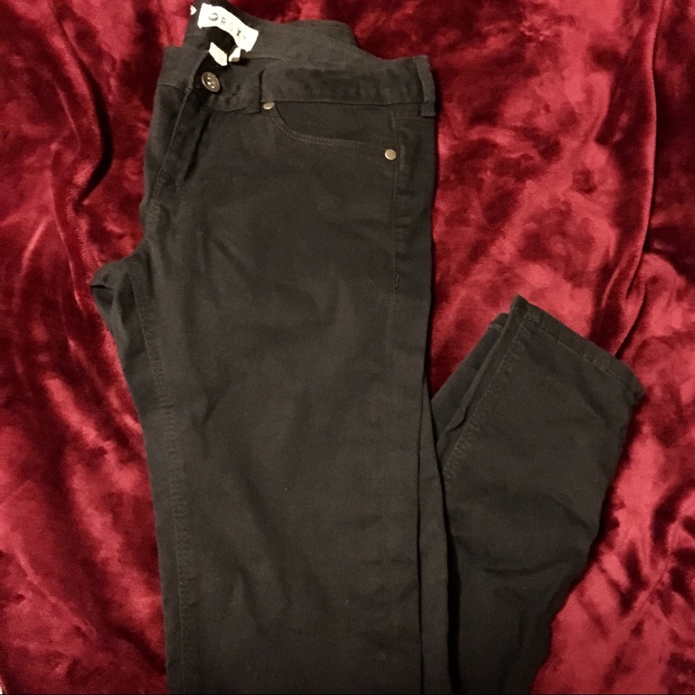 Roxy black pants. Never worn